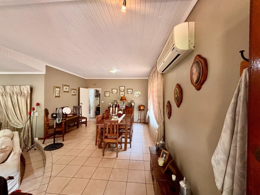 4 Bedroom Property for Sale in Wilkoppies North West